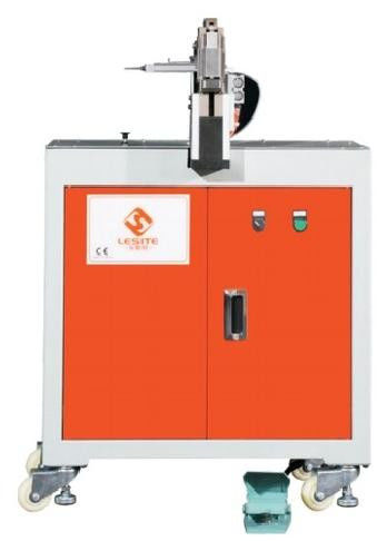 Apparecchiature manuali per la produzione di filtri a testa singola